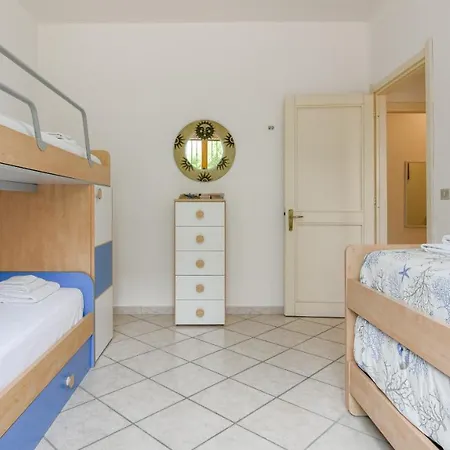 Апартаменты Welcomely - Lido 97 Beachfront *